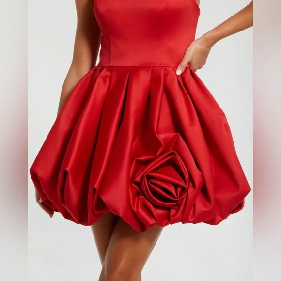 MAC DUGGAL
Red Strapless Mini Dress With Rose Ruffle Detail size 12 Holiday - Picture 5 of 6